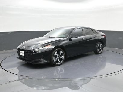 Used 2023 Hyundai Elantra SEL w/ Convenience Package