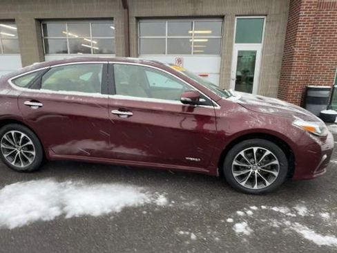 Certified 2018 Toyota Avalon Limited image 9