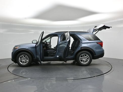 New 2026 Ford Explorer Active RWD image 33
