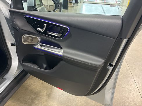 New 2026 Mercedes-Benz GLC 300 4MATIC image 11