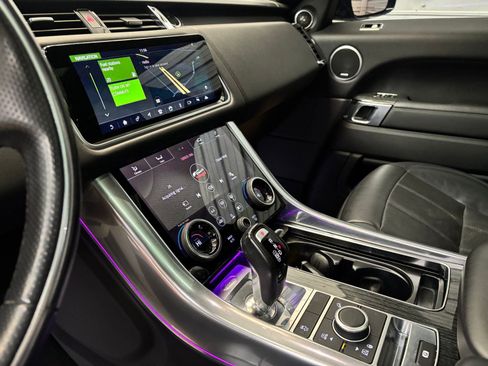 Used 2022 Land Rover Range Rover Sport HSE Silver Edition image 18