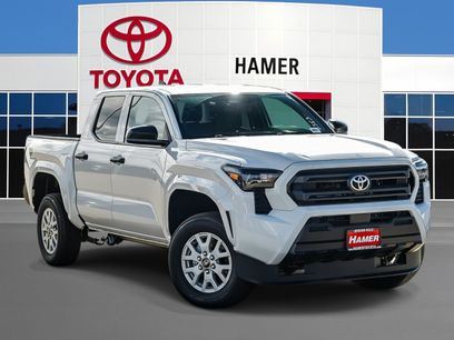 New 2026 Toyota Tacoma SR