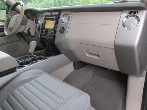 Used 2014 Ford Expedition EL Limited image 21