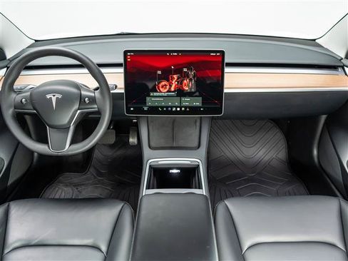Used 2023 Tesla Model 3 Standard Range RWD image 18