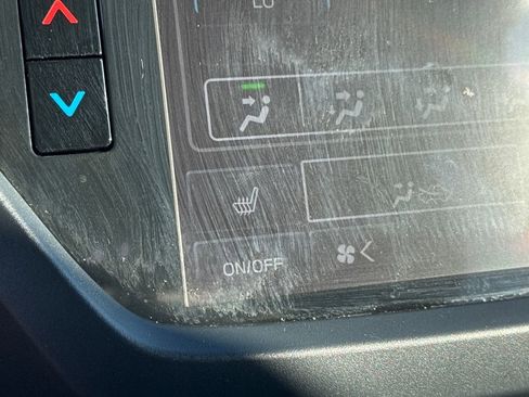 Used 2025 Subaru Forester Premium w/ Convenience Package #2 image 26