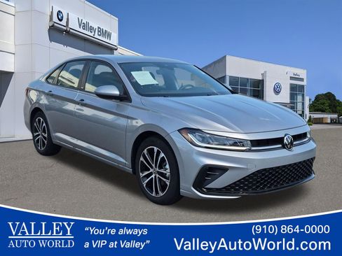 Used 2026 Volkswagen Jetta Sport FWD image 1