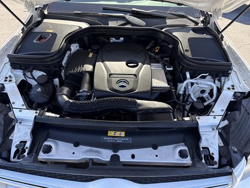 Used 2016 Mercedes-Benz GLC 300 image 36