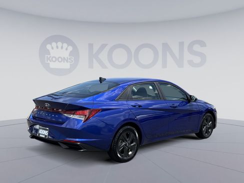Certified 2023 Hyundai Elantra SEL FWD image 7