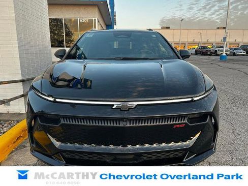 New 2026 Chevrolet Equinox EV RS image 8