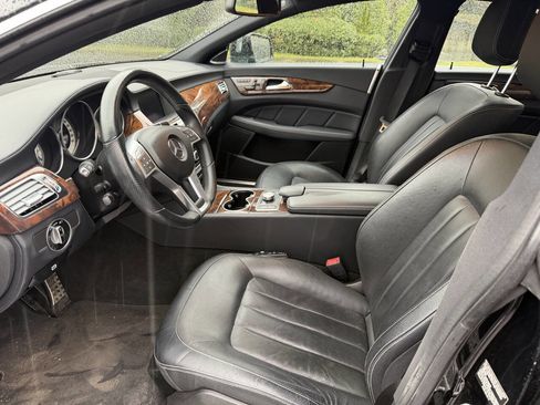 Used 2014 Mercedes-Benz CLS 550 4MATIC image 11