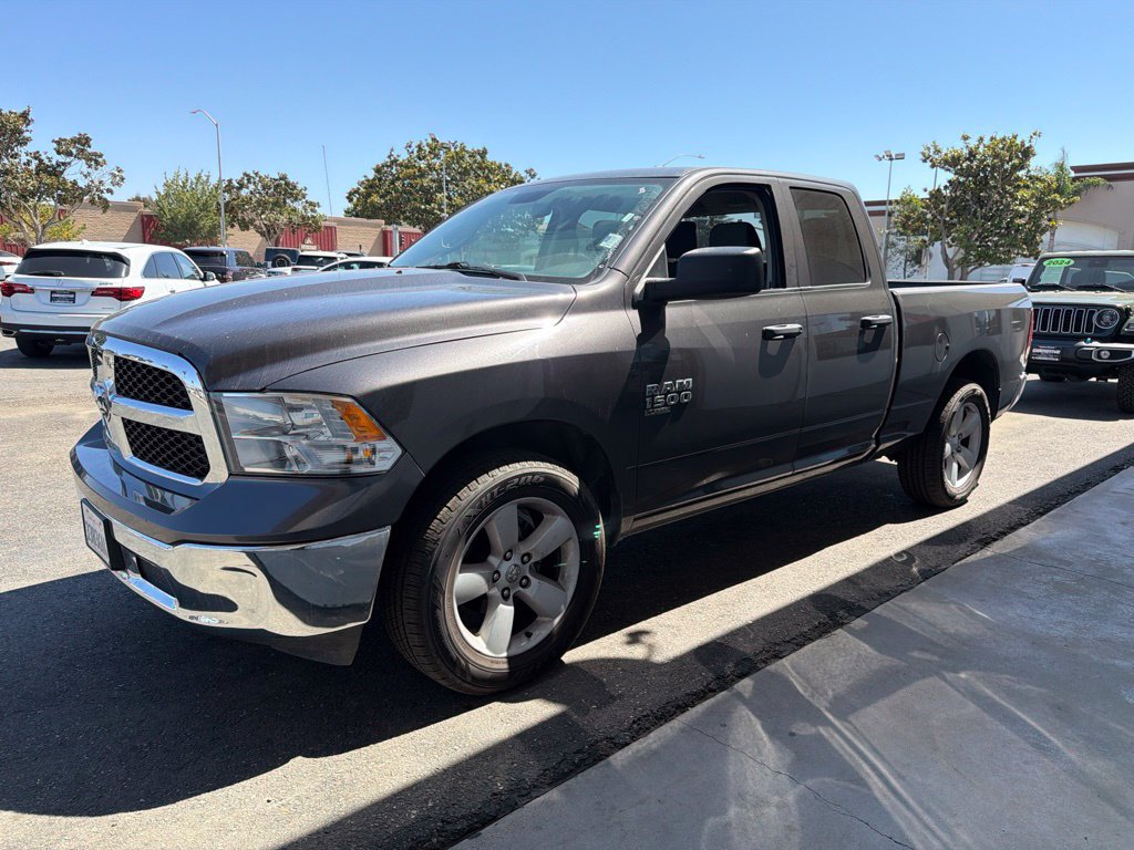 Used 2024 RAM 1500 Classic SLT AWD/4WD image 5