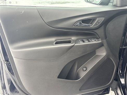 Used 2020 Chevrolet Equinox LT image 21