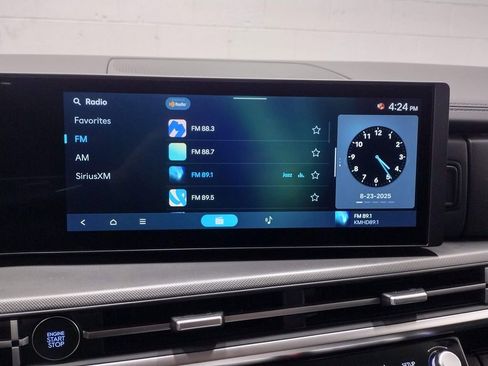 New 2026 Hyundai Santa Fe SE image 28