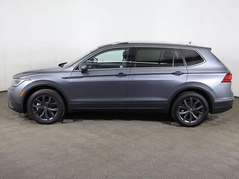 Used 2023 Volkswagen Tiguan SE FWD image 18