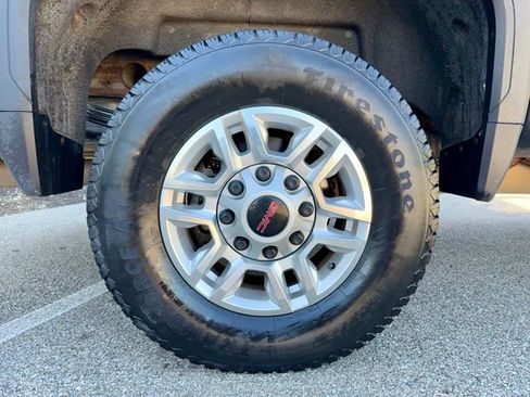 Used 2020 GMC Sierra 2500 SLE w/ X31 Off-Road Package AWD/4WD image 31