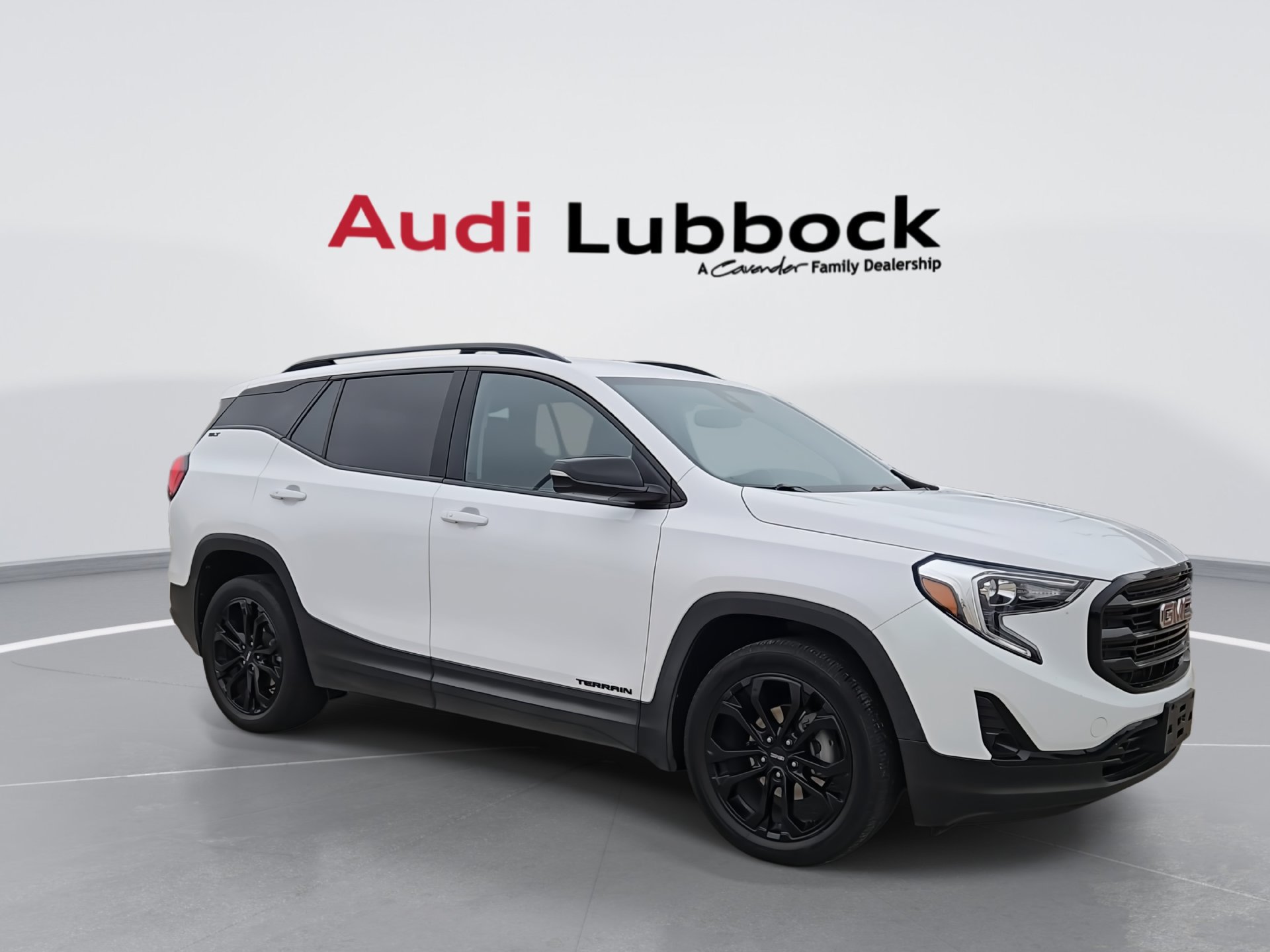 Used 2021 GMC Terrain SLT w/ Elevation Edition FWD image 2