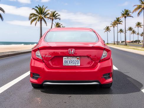 Used 2019 Honda Civic LX image 6
