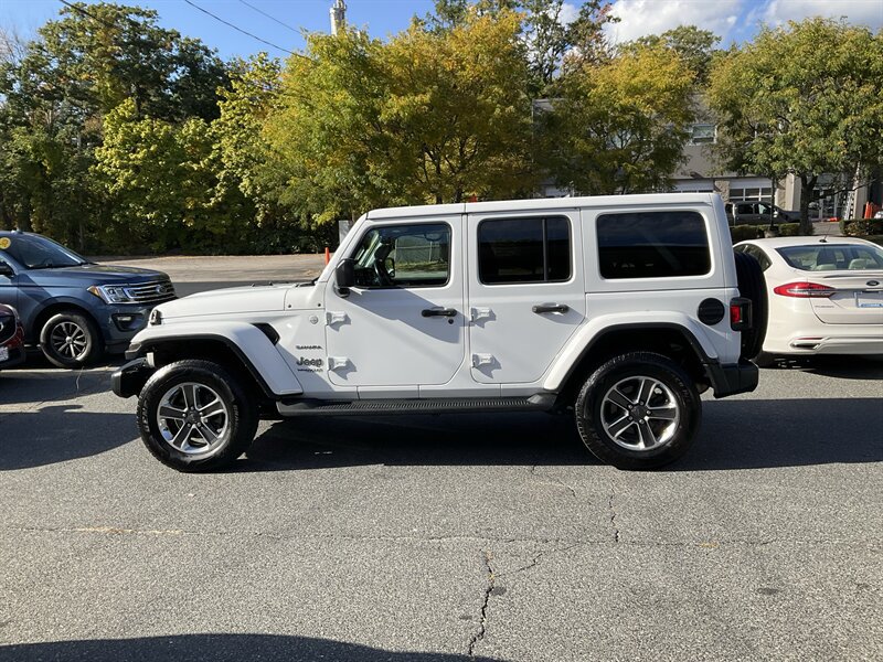 Used 2020 Jeep Wrangler Unlimited Sahara AWD/4WD image 8