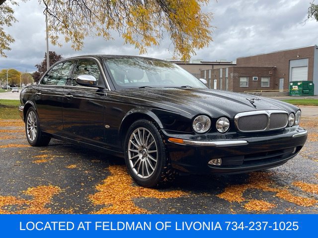 Used 2007 Jaguar XJ8 RWD image 7