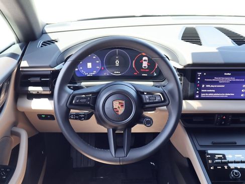 Certified 2025 Porsche Macan 4 Electric AWD/4WD image 15