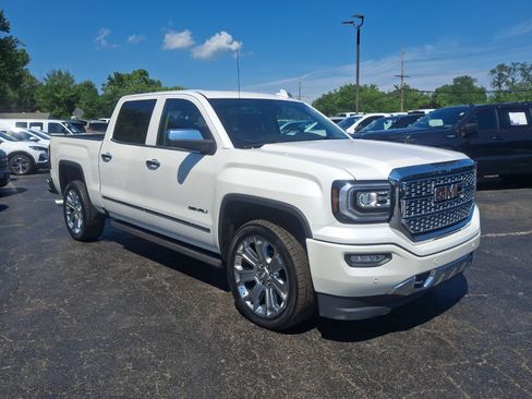 Used 2018 GMC Sierra 1500 Denali w/ Denali Ultimate Package AWD/4WD image 1