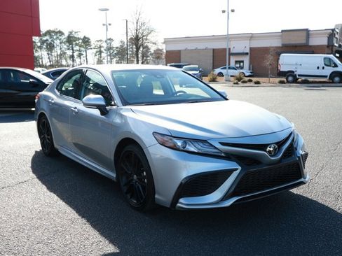 Used 2024 Toyota Camry XSE image 3