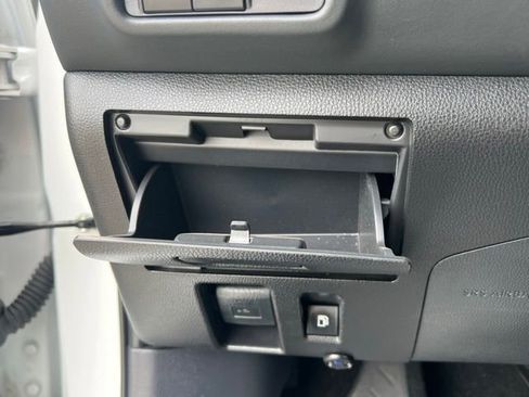 Certified 2025 Toyota Highlander XLE image 22