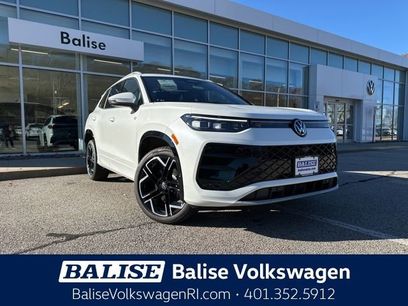 New 2026 Volkswagen Tiguan SEL R-Line