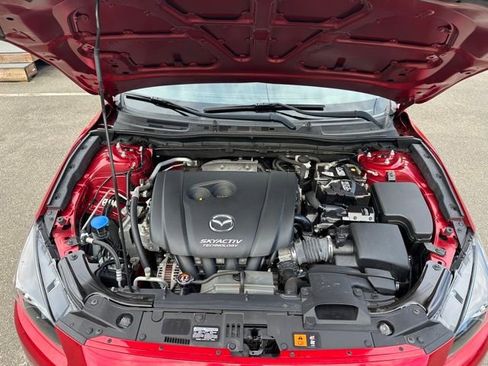 Used 2017 MAZDA MAZDA3 Touring image 18