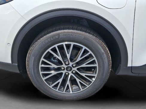 New 2024 Ford Escape SE w/ PHEV Premium Package FWD image 18