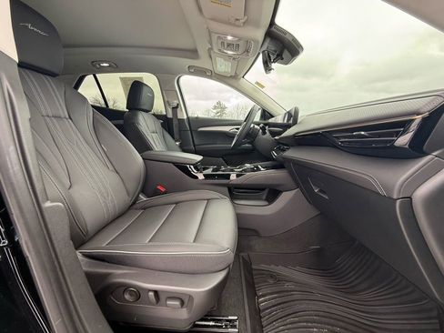 Used 2025 Buick Envision Avenir image 35
