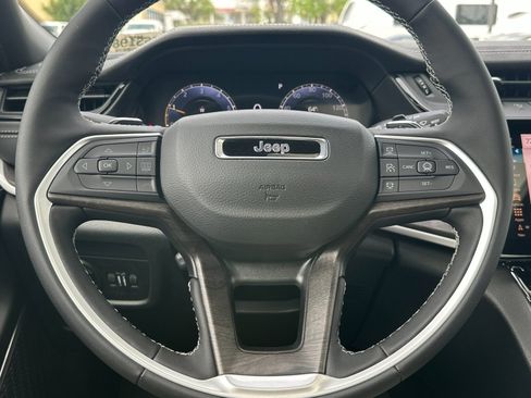 New 2026 Jeep Grand Cherokee L Limited AWD/4WD image 25
