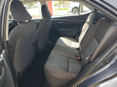 Used 2017 Toyota Corolla LE FWD image 10