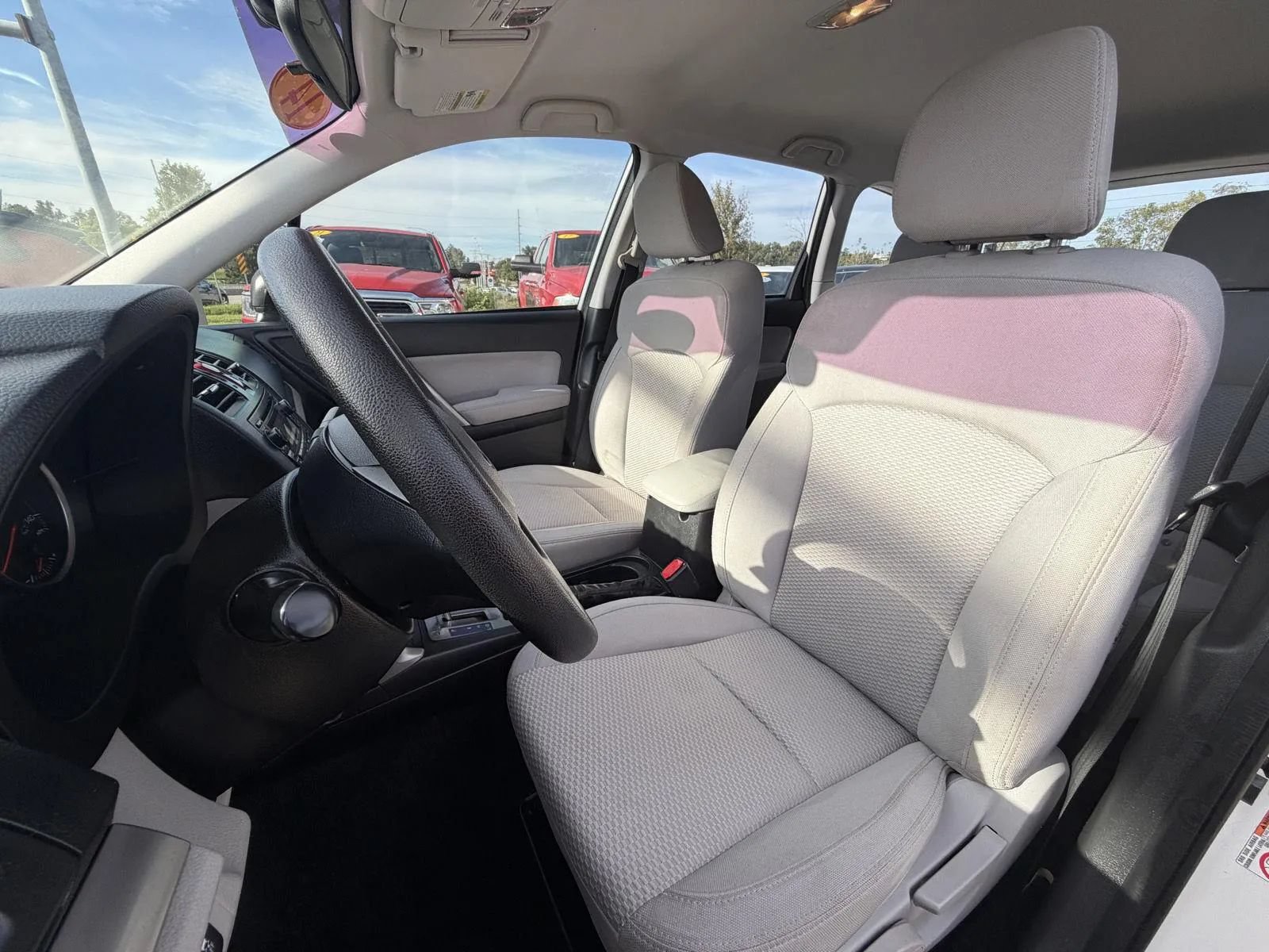 Used 2014 Subaru Forester 2.5i AWD/4WD image 14