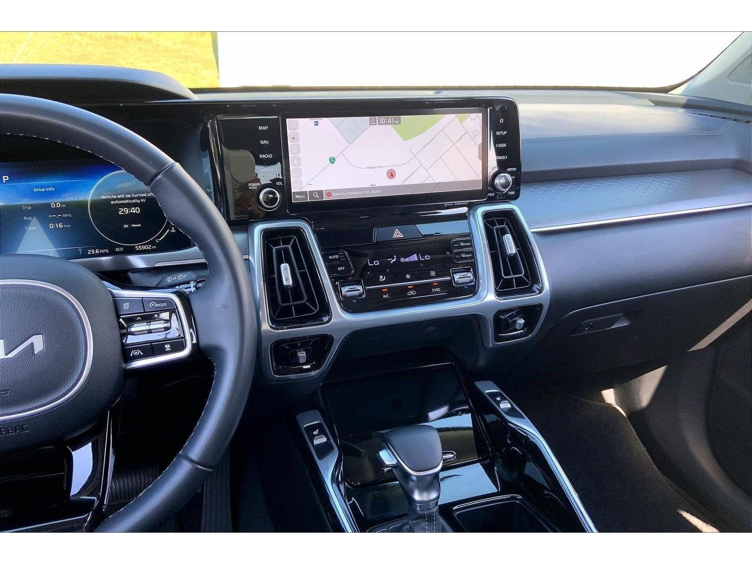 Used 2023 Kia Sorento SX FWD image 6