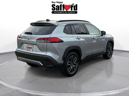 Used 2026 Toyota Corolla Cross XLE w/ Convenience Package AWD/4WD image 9