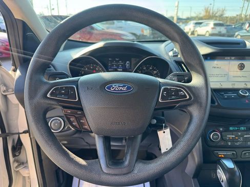 Used 2018 Ford Escape SE w/ SE Sync 3 Package image 48