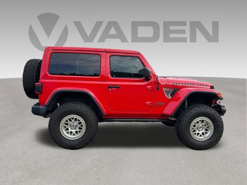Used 2018 Jeep Wrangler Rubicon AWD/4WD image 24