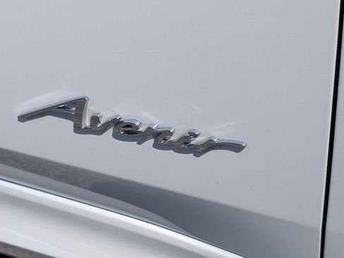 Used 2025 Buick Envista Avenir FWD image 22