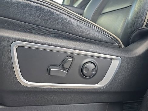 Certified 2022 RAM 1500 Laramie image 20