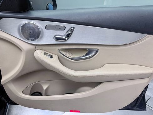 Used 2015 Mercedes-Benz C 300 4MATIC Sedan image 16