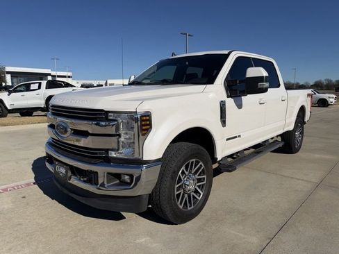 Used 2019 Ford F250 Lariat w/ Lariat Value Package image 1