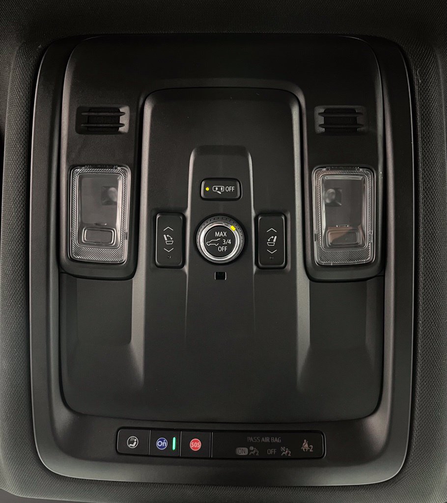 Used 2025 GMC Yukon XL Elevation w/ LPO, Get Active Package AWD/4WD image 40