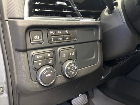New 2026 Chevrolet Suburban RST w/ Comfort Package AWD/4WD image 14