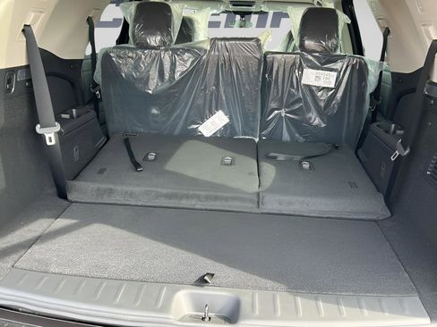 New 2026 Nissan Pathfinder SV AWD/4WD image 10