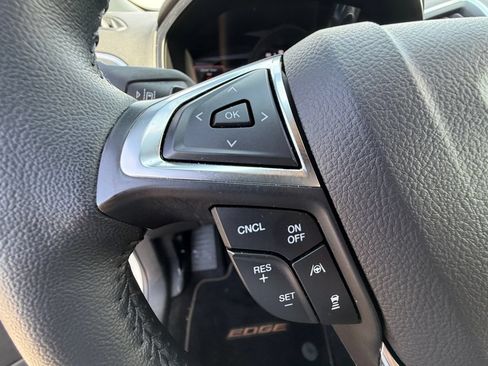 Used 2024 Ford Edge Titanium w/ Titanium Elite Package AWD/4WD image 16