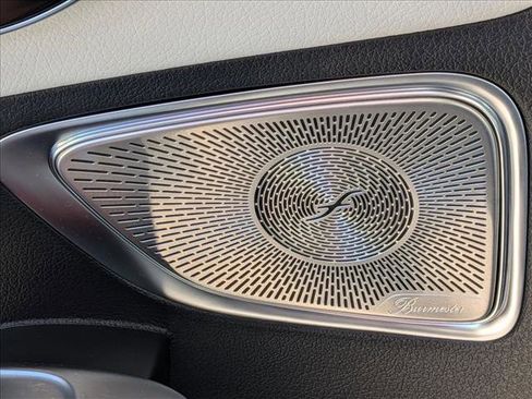 Used 2025 Mercedes-Benz C 300 Sedan w/ AMG Line w/ Night Package image 18