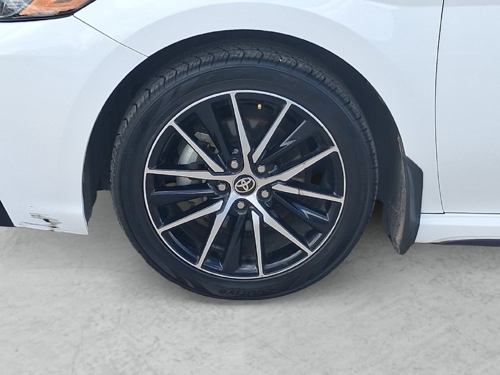 Used 2024 Toyota Camry LE FWD image 23