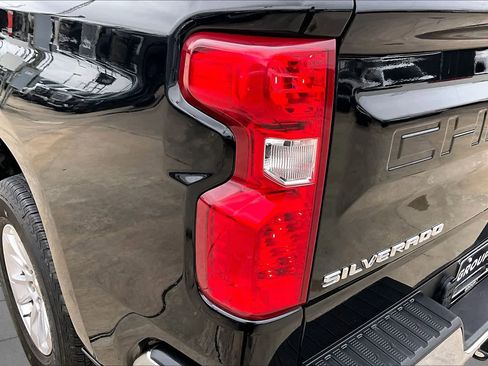 Used 2025 Chevrolet Silverado 1500 LT RWD image 29