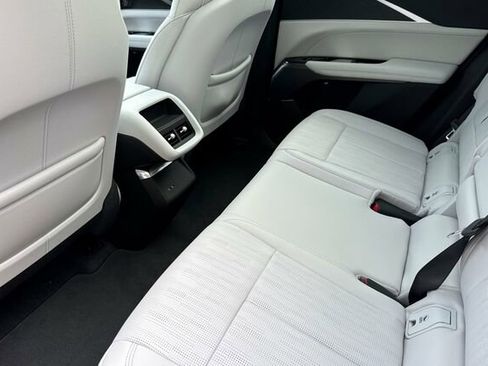 New 2026 Cadillac Lyriq Luxury image 12